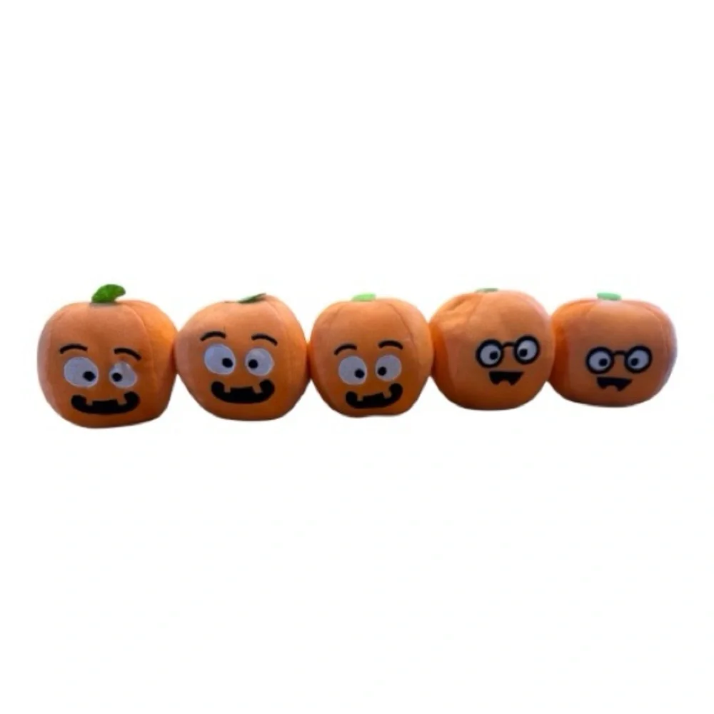 Set of 5 Plush Jack O Lantern Pumpkins Halloween Fall Decor NWOT